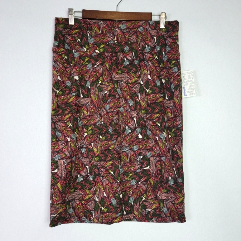 LulaRoe Cassie Pencil Skirt Size L with flattering waistband Colorful Feathers